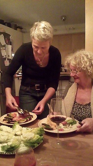 Eten bij de buren 485x734